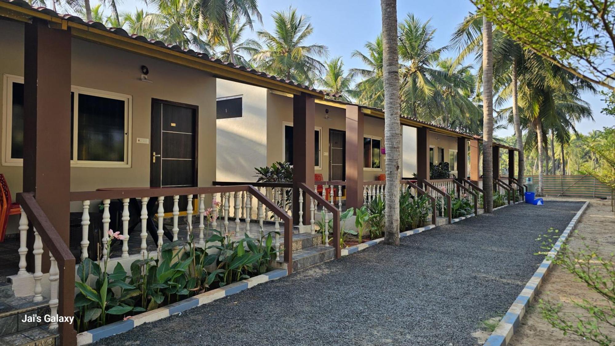 Coastline Beach Resort Perupalem Exterior photo